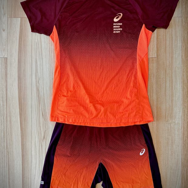 남성 아식스 런닝 셋업 (반팔&하프팬츠, 리미티드 에디션)