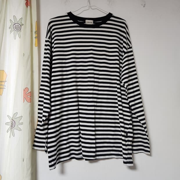 남성 줄무늬 긴팔 티셔츠 블랙/화이트 F(~105)