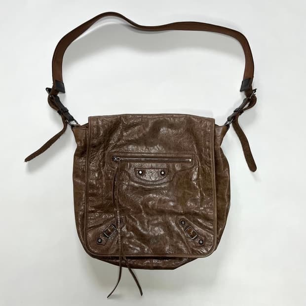 발렌시아가 모터크로스 베사체 크로스백