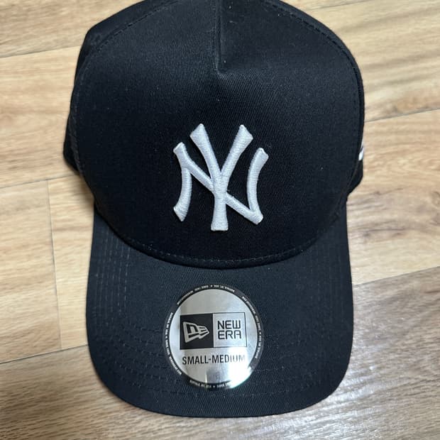 [S-M] 뉴에라 A프레임 볼캡 뉴욕 양키스 블랙