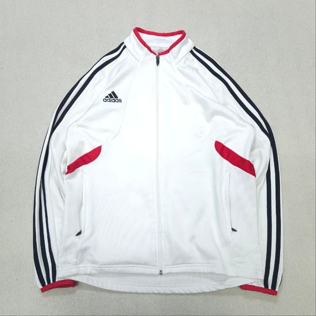 아디다스 화이트 트랙탑 100 