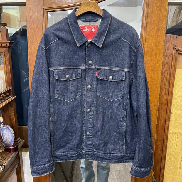 Levi's premium trucker jacket