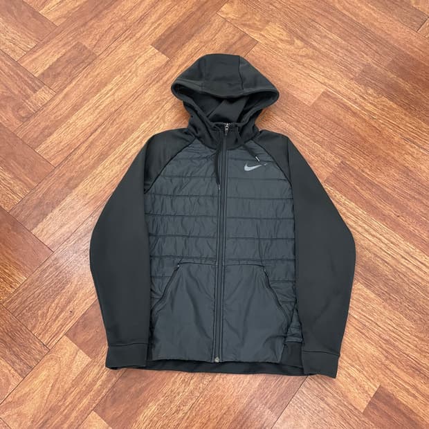 나이키 써마 윈터라이즈 자켓 