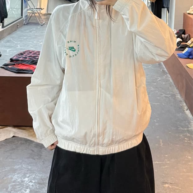 나이키 NSW 우븐 말라카이트 화이트 자켓 H3050