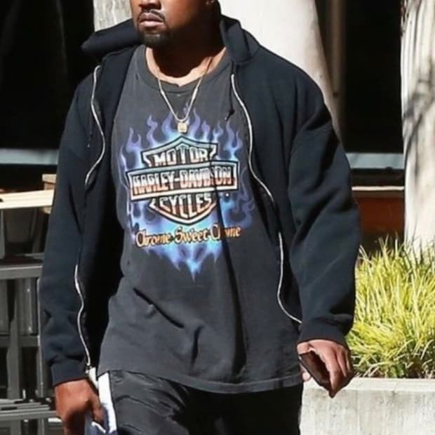 (칸예 착용) 1993 할리데이비슨 og 크롬스윗크롬 스웻 M 판매