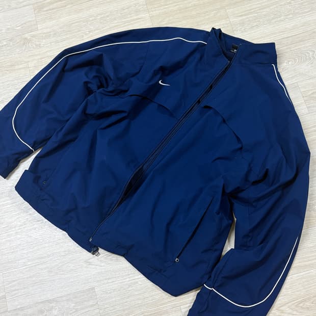 나이키 올드스쿨 바람막이