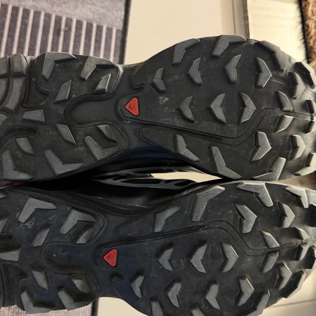 살로몬 XT-6 블랙실버 275