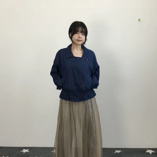 JPN Cropped Denim Jacket Zip Detail