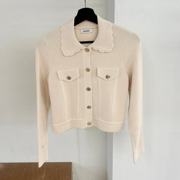 산드로 아이보리 파코 임벨리쉬드 와플 니트 가디건