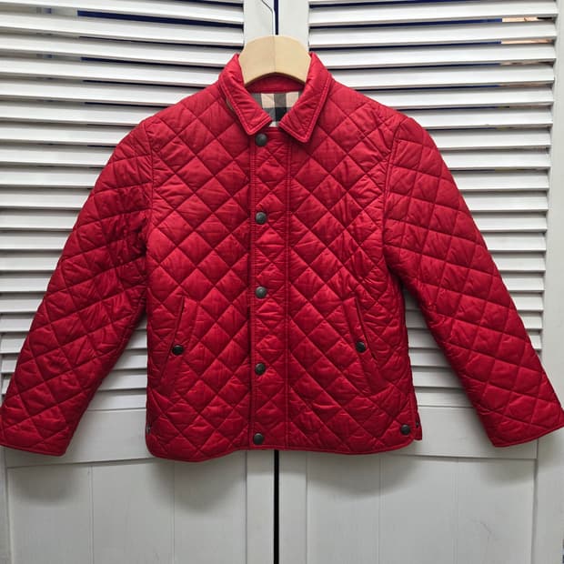 버버리 키즈 퀼팅 자켓