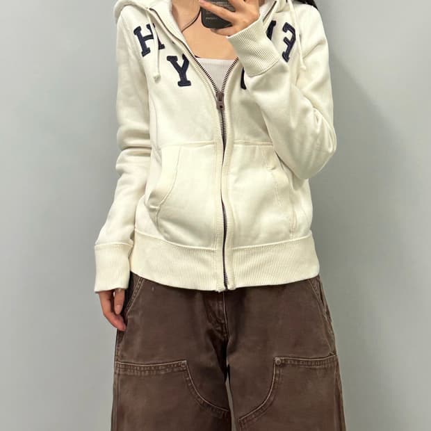 아베크롬비 y2k 와투케 아방핏 화이트 후드집업