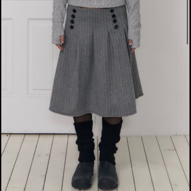 카나리 버튼 스커트 라이트 그레이 1사이즈