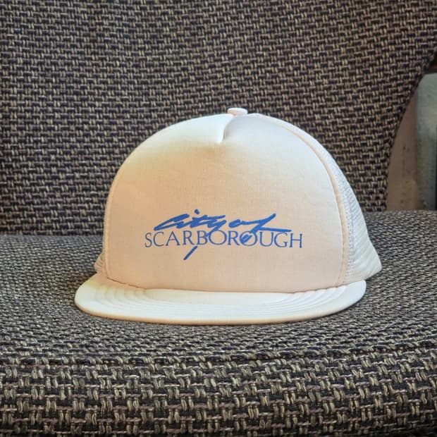 City of Scarborough 메쉬캡 모자