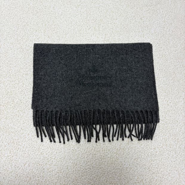 비비안웨스트우드 차콜 울 머플러
