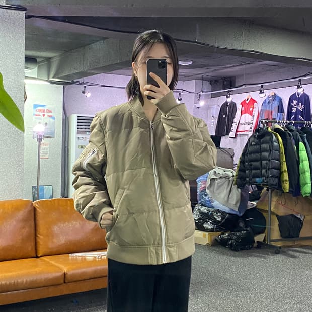 디스이즈네버댓 암포켓 퀄팅 나일론 점퍼 B3298