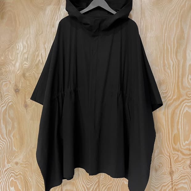 리미 푸 블랙 후디 케이프