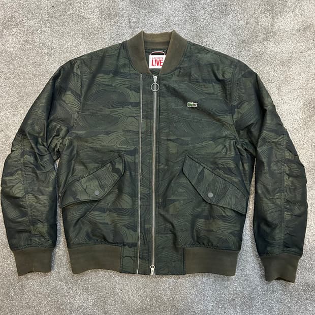 라코스테 카키 패턴 봄버 자켓
