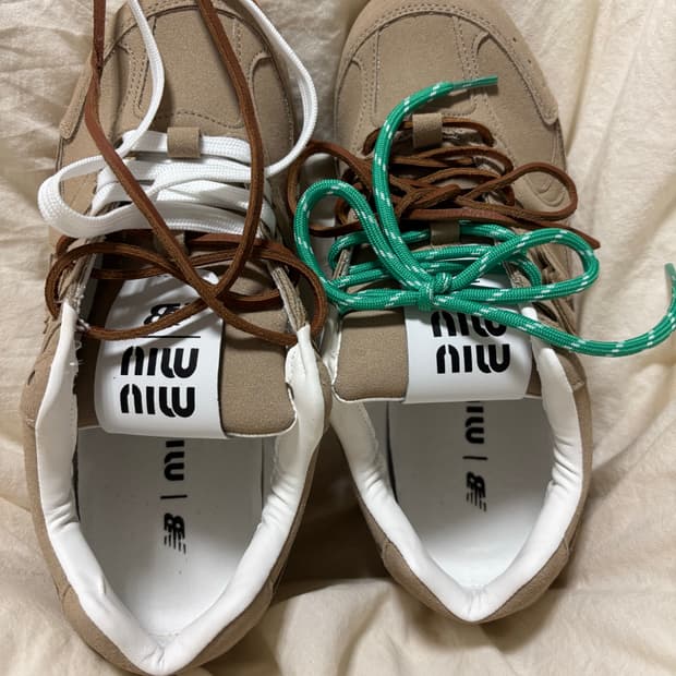 새제품 미우미우 뉴발란스 530, 235사이즈
