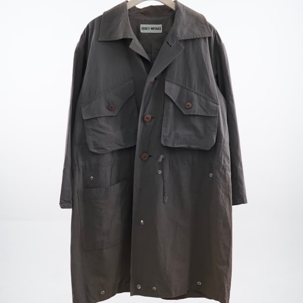 ISSEY MIYAKE 리버시블 포켓 트렌치 코트