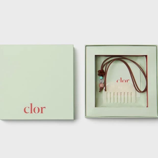 Clor Rockfish comb necklace  