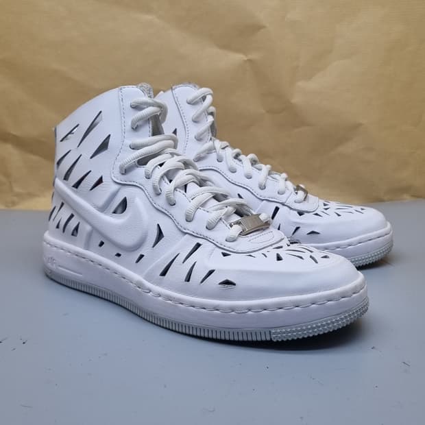 나이키 에어포스1 울트라 미드졸리230