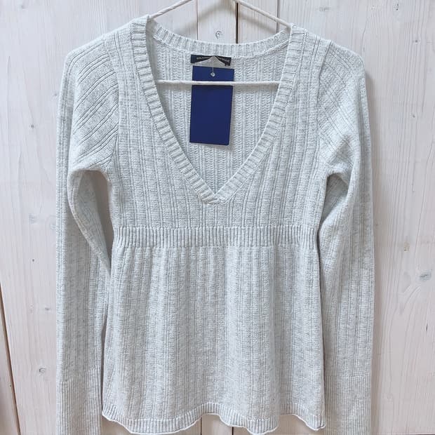 브랜디멜빌 브이넥 베이비돌 니트 스웨터 새상품