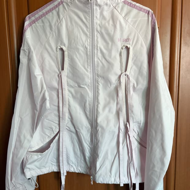 NERDY 분홍 리본 바람막이