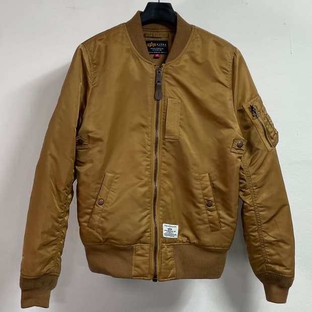 알파인더스트리 베이지 MA-1 항공점퍼 (on.509)