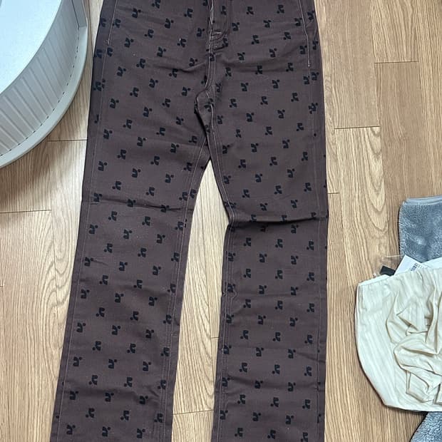 Rest & recreation 여성 바지