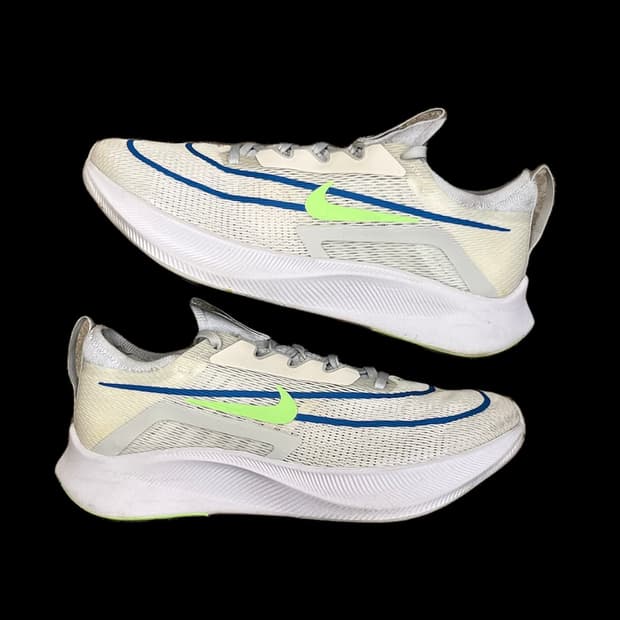 NIKE 나이키 줌 플라이 4 스니커즈