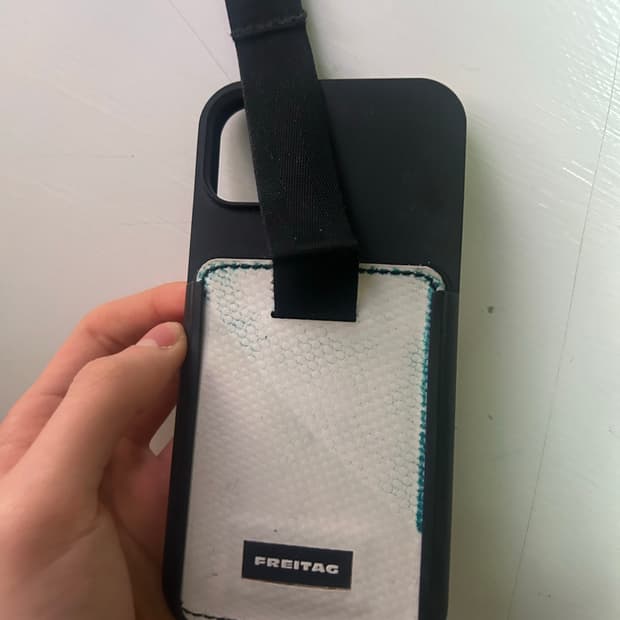 프라이탁 폰케이스 아이폰14