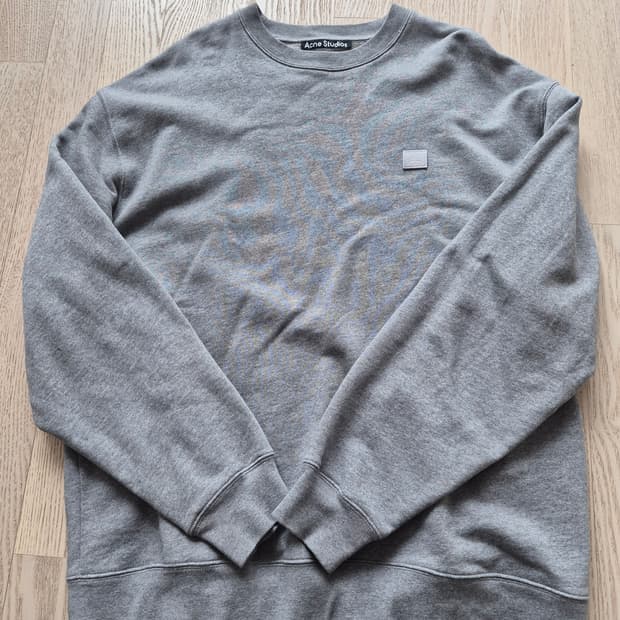 아크네 스튜디오 포바 페이스 오버핏 맨투맨 M