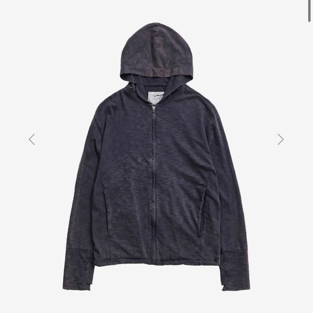 삽니다)999휴머니티-BLEACHED SLUB HOODED ZIP UP
