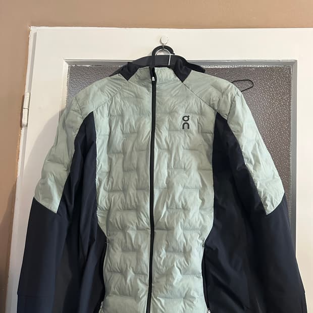 온 러닝 클라이메트 자켓 m