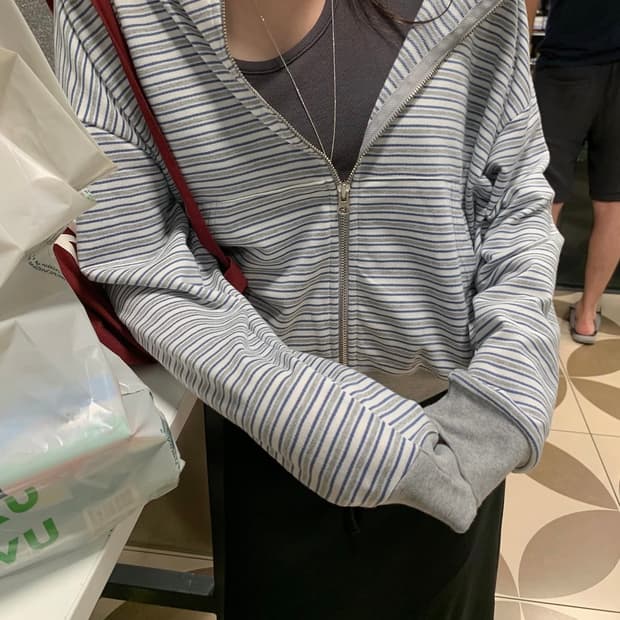 미뉴에트 marko 스트라이프 후드집업