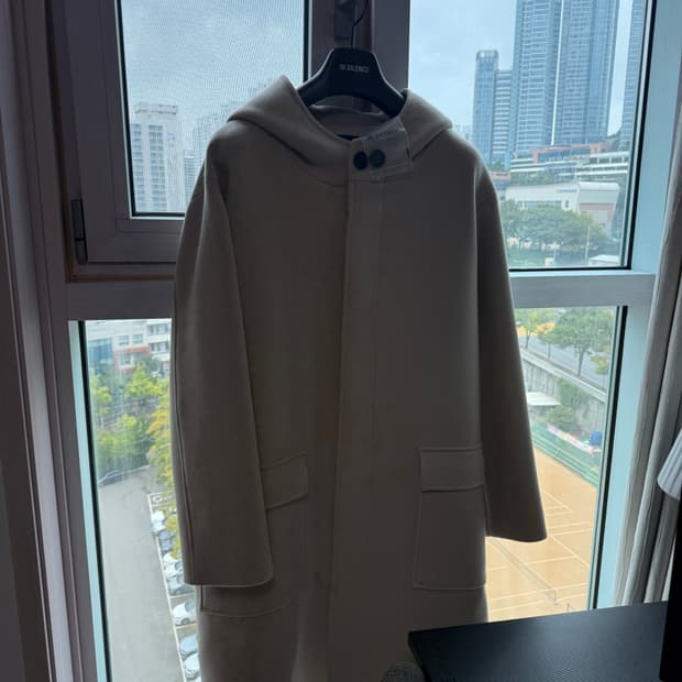 인사일런스 오버사이즈 후드코트 s 20fw