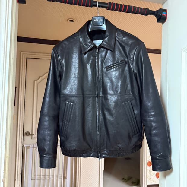 3) 해칭룸 스티치드 볼륨 레더 자켓 블랙