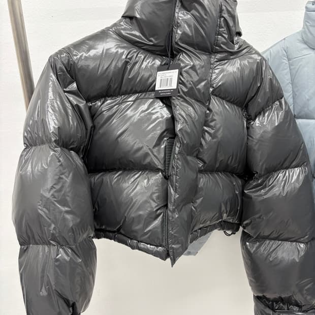 엔타이어 스튜디오 패딩 cropped pfd v2