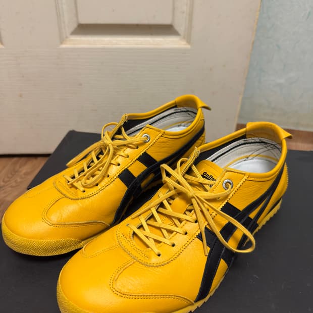 급처)오니츠카타이거 멕시코66 SD 옐로우 블랙 265