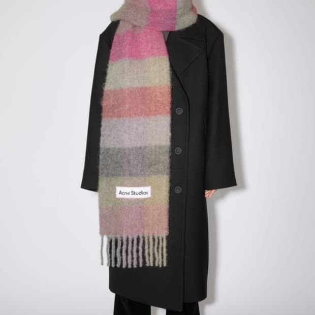 아크네스튜디오 모헤어 체크 머플러 푸시아 라일락 핑크