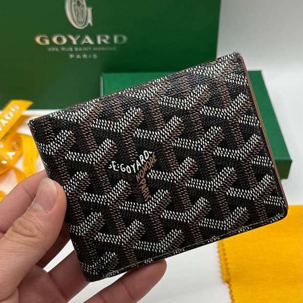 고야드 빅투아르 반지갑