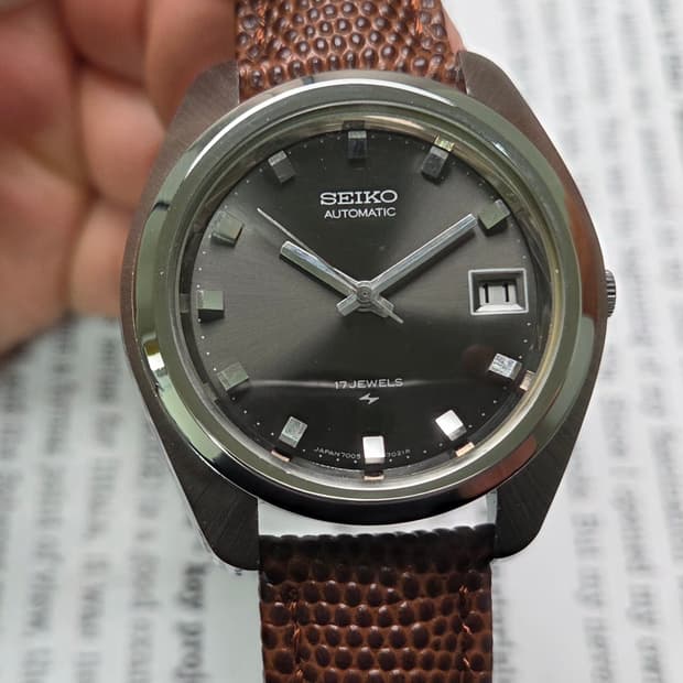 레어] 빈티지 세이코 점보 오리지널 회판 와이드보이 7005 오토매틱