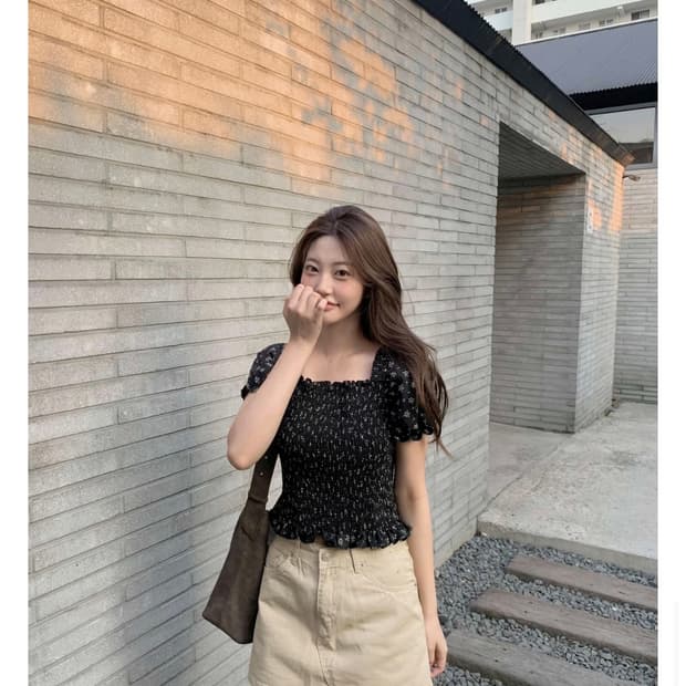 제니오 수지 스모크 블라우스 메이비베이비