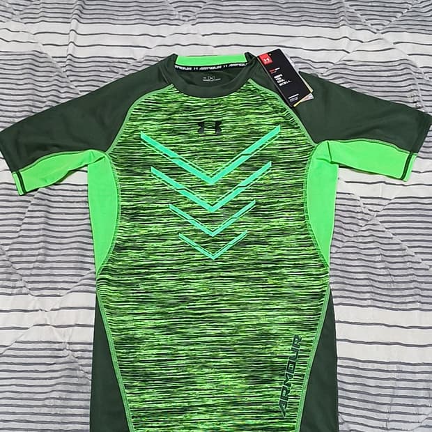 언더아머 컴프레션 95 가슴41 기장62