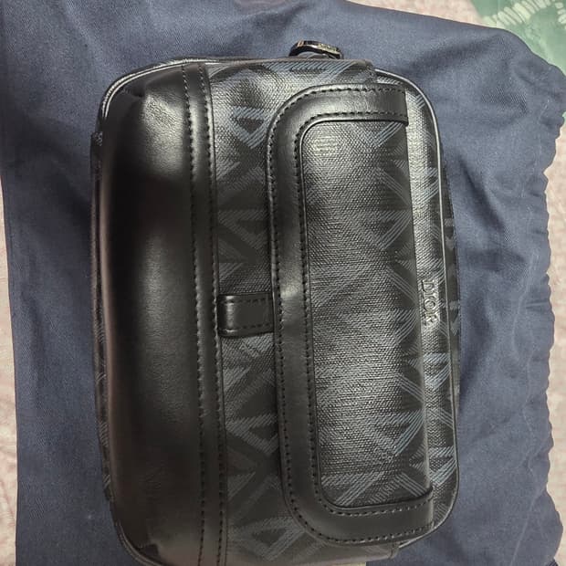 디올 다이아몬드 힛더로드