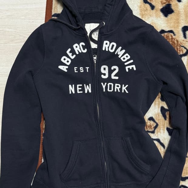 아베크롬비 슬림핏 네이비 후드집업