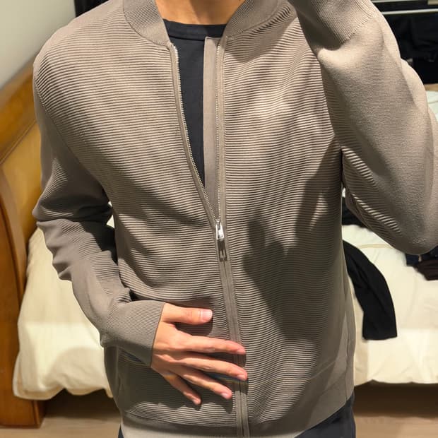 Cos 니티드 보머 자켓 머쉬룸 s 