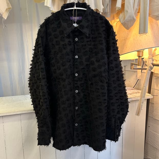 BESLOW 텍스처 셔츠