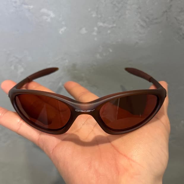 빈티지 오클리 미뉴트 선글라스 브라운