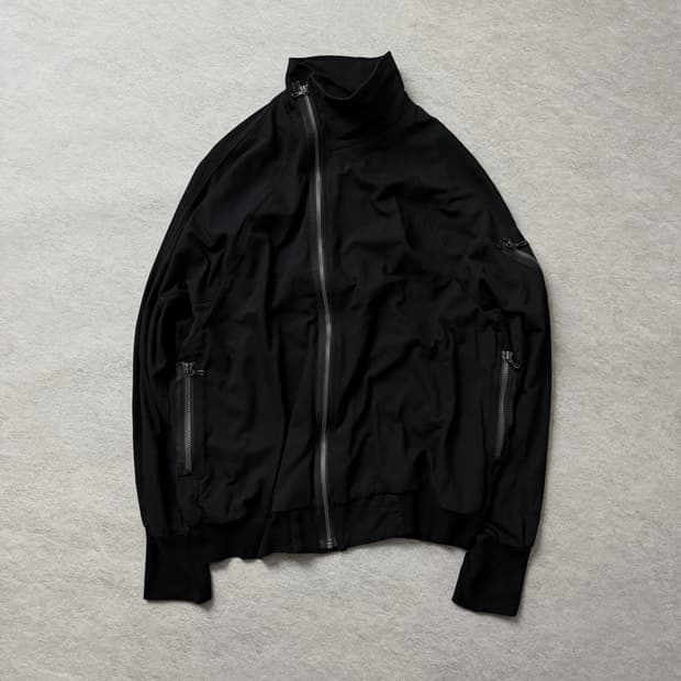 18SS 율리우스 사선 비대칭 하이넥 자켓